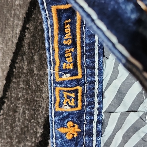 ROCK REVIVAL DELLAH EASY EMBROIDERED RHINESTONES SEQUINS FAUX-FLAP DENIM SHORTS - Picture 7 of 16